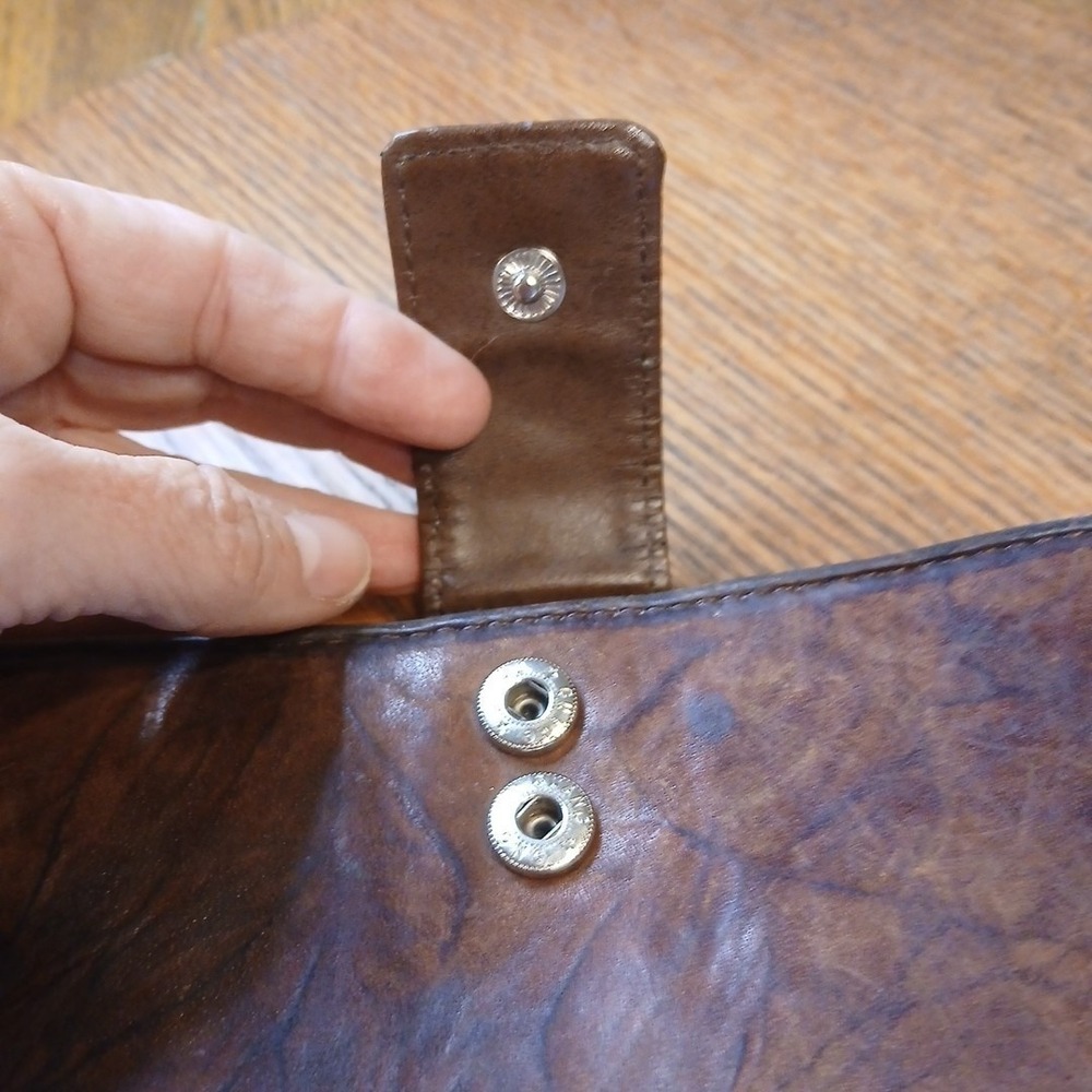 Mens Brown Leather Trifold Wallet Vintage Distressed Snap Coin Pocket ID Window - Picture 2 of 11